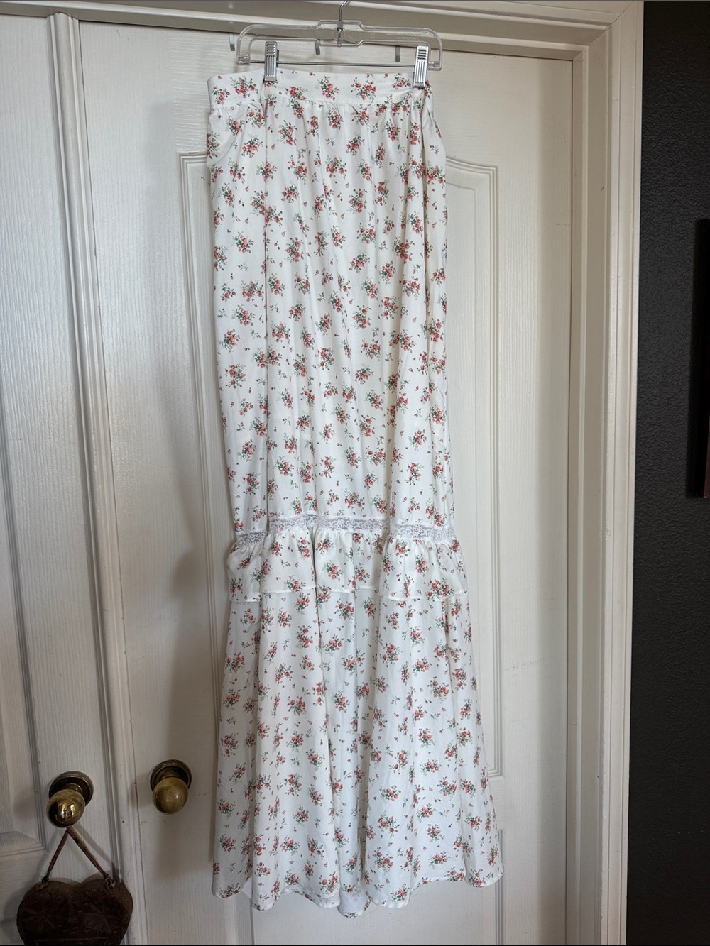 Princess Polly floral ruffle Maxi skirt size 8